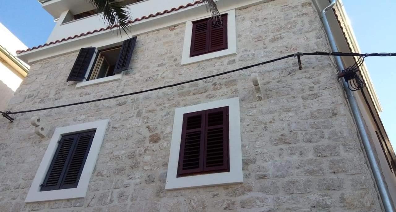 Apartment Penthouse & Apartment Studio Franci Pag Town Bagian luar foto