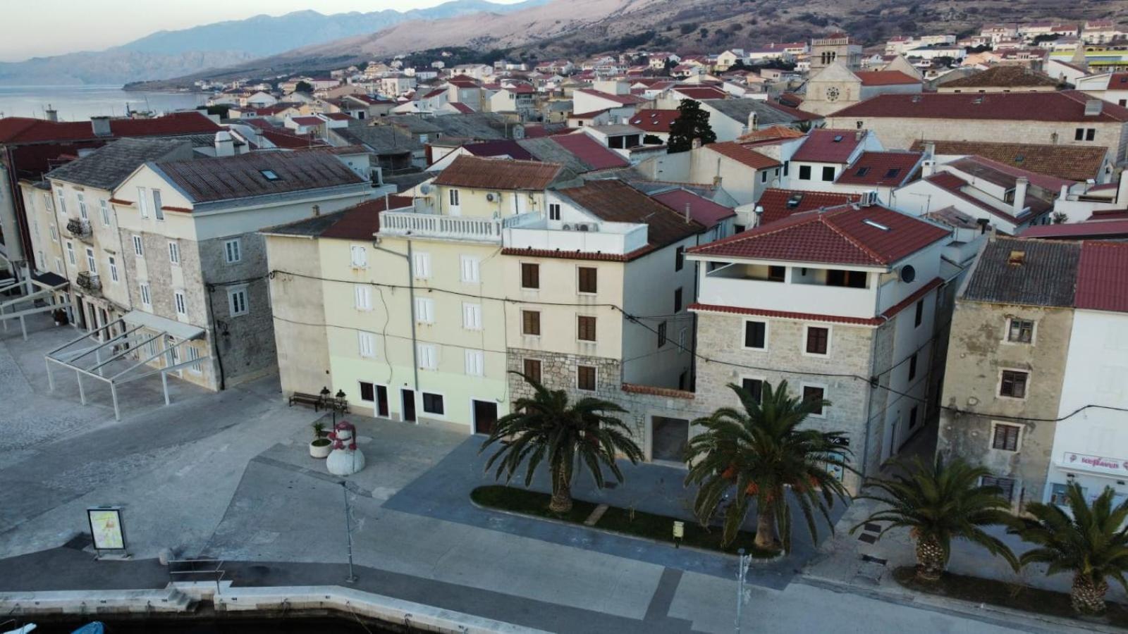 Apartment Penthouse & Apartment Studio Franci Pag Town Bagian luar foto