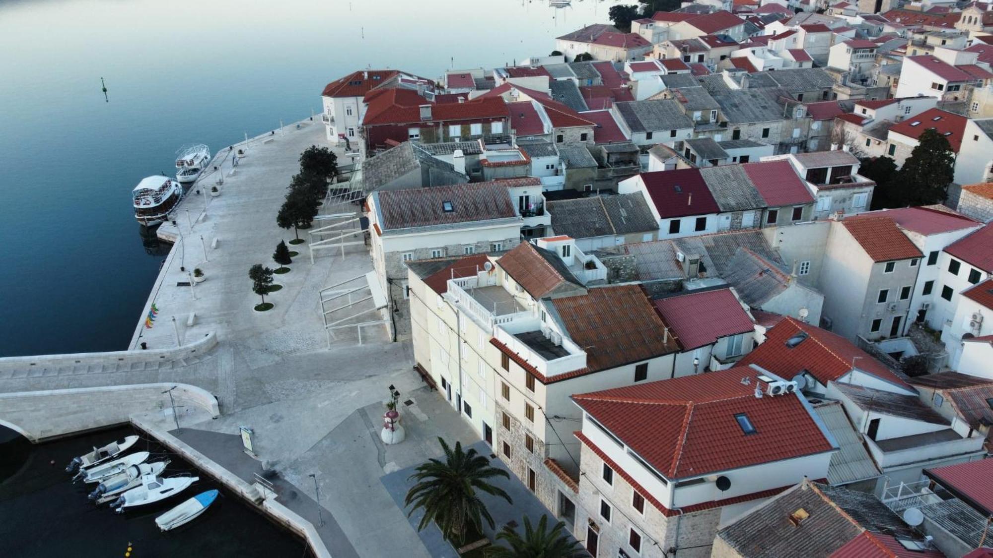 Apartment Penthouse & Apartment Studio Franci Pag Town Bagian luar foto